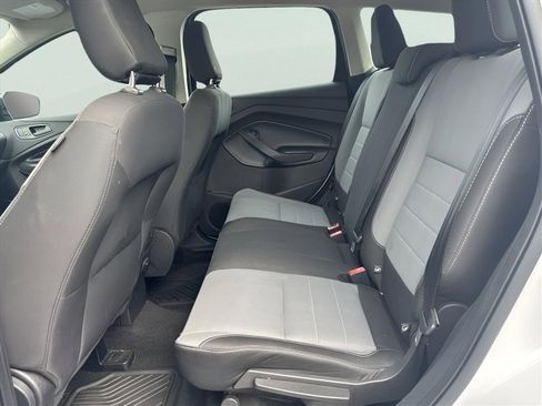Used 2019 Ford Escape S image 26