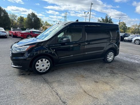 Used 2019 Ford Transit Connect XLT w/ Driver-Assist Package image 11