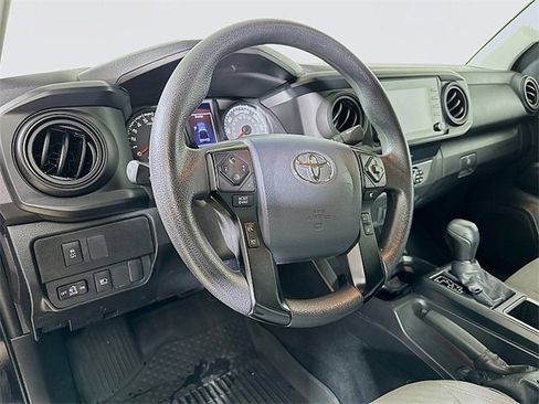 Used 2020 Toyota Tacoma SR image 9