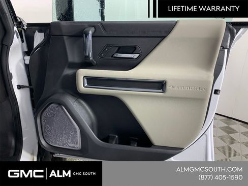 New 2026 GMC Hummer EV SUV image 32