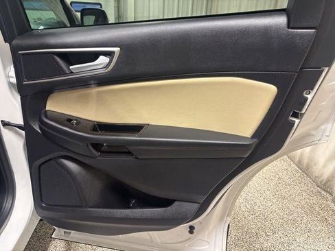 Used 2020 Ford Edge SEL w/ Convenience Package image 25