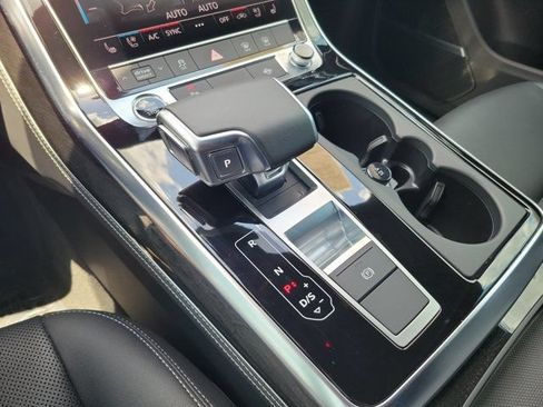 Certified 2024 Audi Q8 Premium Plus w/ Premium Plus Package AWD/4WD image 30