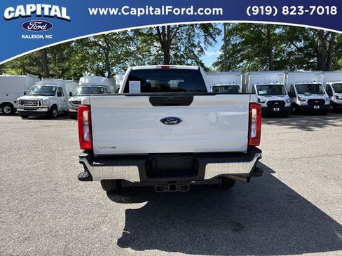 Used 2025 Ford F250 XLT AWD/4WD image 7
