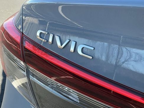 Used 2024 Honda Civic Sport image 6
