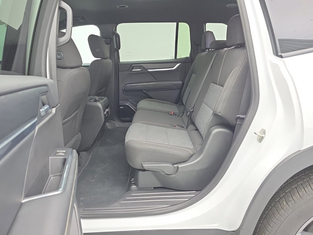 Used 2026 GMC Acadia Elevation AWD/4WD image 49