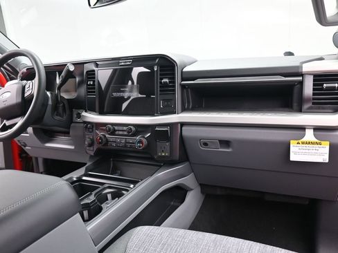 New 2026 Ford F250 XLT w/ XLT Premium Package AWD/4WD image 6
