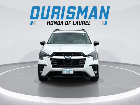 Used 2024 Subaru Ascent Limited w/ Technology Package AWD/4WD image 3
