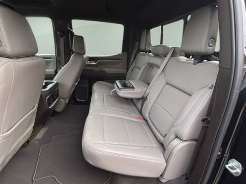 Used 2023 GMC Sierra 1500 SLT w/ SLT Premium Package image 19