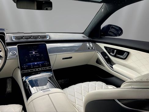 Used 2023 Mercedes-Benz S 580 4MATIC Sedan image 25
