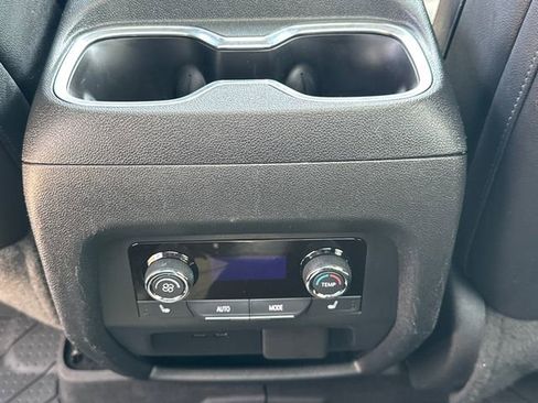 Certified 2024 Chevrolet Traverse RS AWD/4WD image 23
