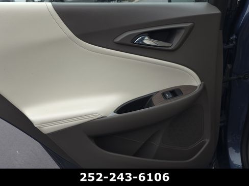 Used 2024 Chevrolet Malibu LT FWD image 31