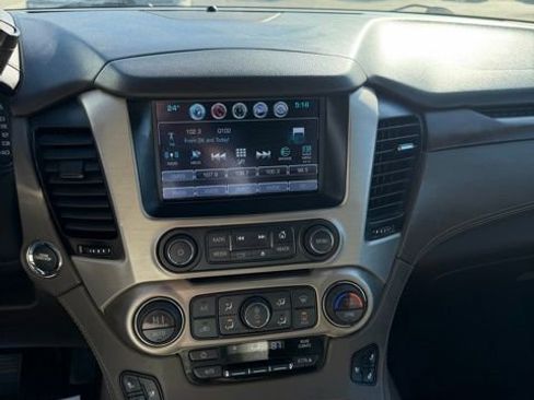 Used 2019 GMC Yukon XL Denali w/ Denali Ultimate Package image 11