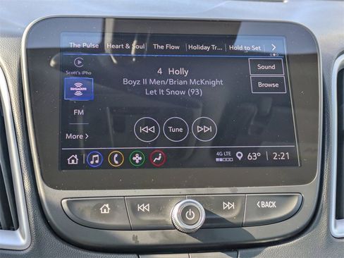 Used 2024 Chevrolet Malibu LT image 19