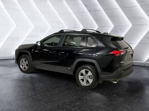 Used 2023 Toyota RAV4 XLE w/ Convenience Package AWD/4WD image 6