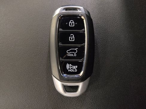 Used 2019 Hyundai Santa Fe FWD image 32