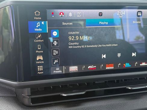 Certified 2025 Jeep Gladiator Sport image 14