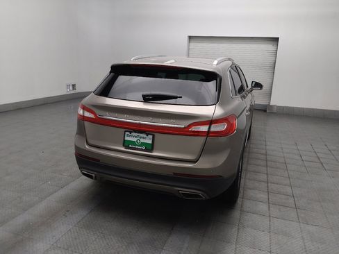 Used 2018 Lincoln MKX Select w/ Select Plus Package FWD image 7
