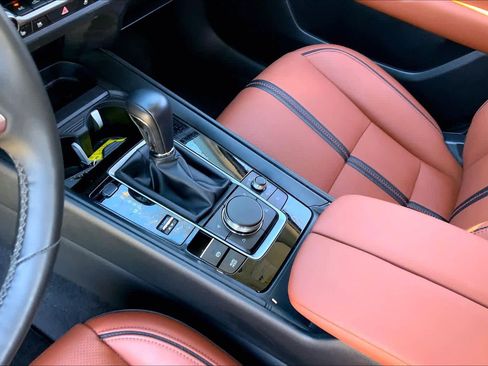 Certified 2024 MAZDA CX-50 AWD 2.5 Turbo w/ Premium Pkg image 15