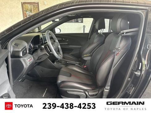Used 2019 Hyundai Veloster Turbo FWD image 15