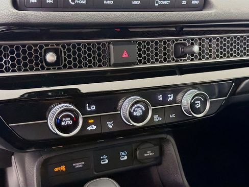 Used 2025 Honda Civic Sport image 18