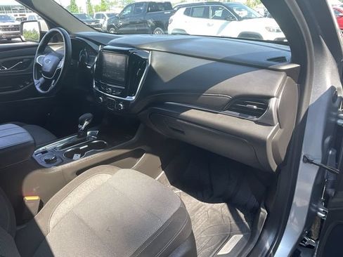 Used 2023 Chevrolet Traverse LT w/ Midnight/Sport Edition AWD/4WD image 29