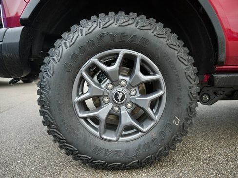 New 2025 Ford Bronco Badlands image 30