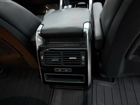 Used 2016 Land Rover Range Rover Sport HSE image 30