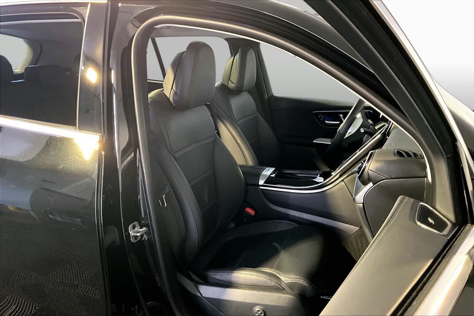 Used 2023 Mercedes-Benz GLC 300 4MATIC image 8