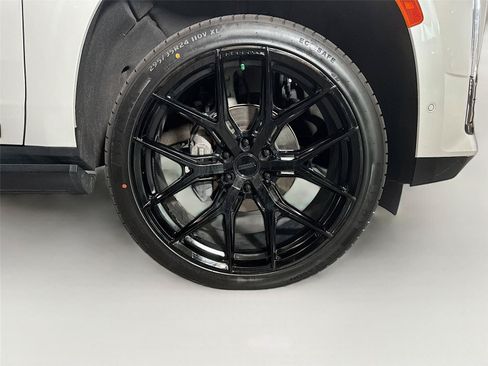 Used 2023 Cadillac Escalade ESV Sport Platinum w/ LPO, ONYX Package AWD/4WD image 38