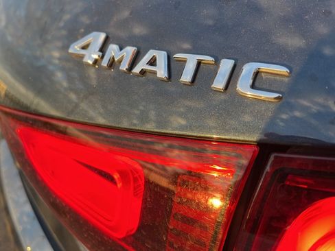 Used 2023 Mercedes-Benz GLA 250 4MATIC image 9