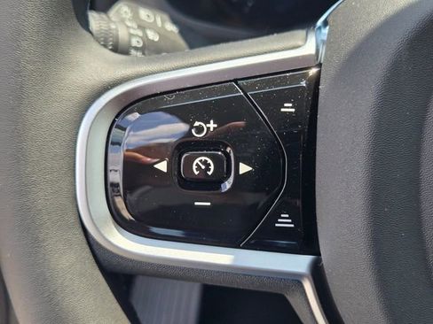 New 2026 Volvo XC60 B5 Plus w/ Protection Package Premier AWD/4WD image 26