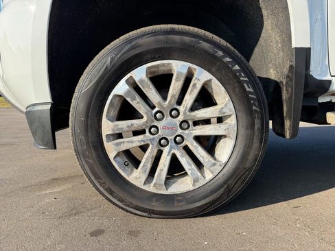 Used 2016 GMC Canyon SLT image 13