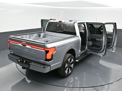 New 2023 Ford F150 Lightning Platinum image 25