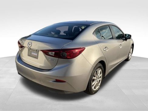 Used 2016 MAZDA MAZDA3 i Sport w/ Preferred Equipment Package FWD image 5
