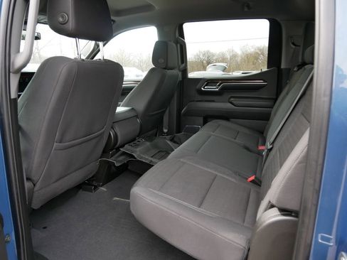 Used 2024 GMC Sierra 1500 SLE AWD/4WD image 16