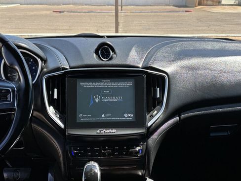 Used 2018 Maserati Ghibli S Q4 image 21