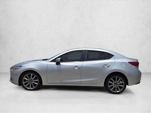 Used 2018 MAZDA MAZDA3 Touring FWD image 8