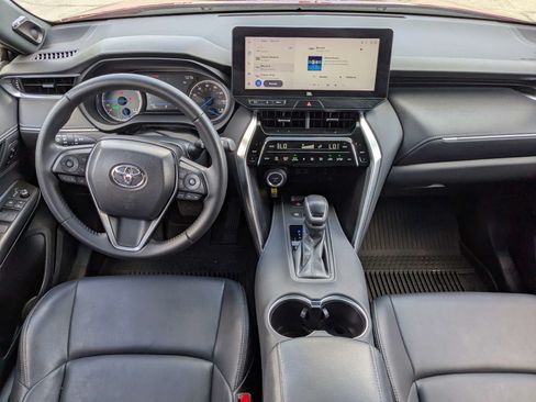 Used 2023 Toyota Venza XLE AWD/4WD image 17