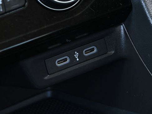 Used 2023 Volkswagen Jetta SE image 23