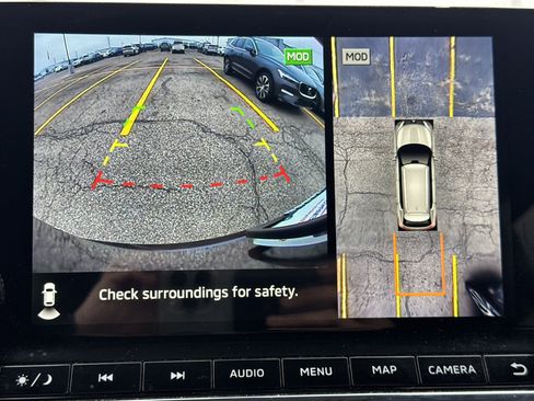 Used 2024 Mitsubishi Outlander SE Black Edition image 13