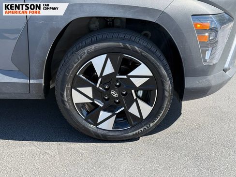 Used 2025 Hyundai Kona SEL AWD/4WD image 11
