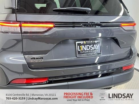 New 2025 Jeep Grand Cherokee Altitude AWD/4WD image 7