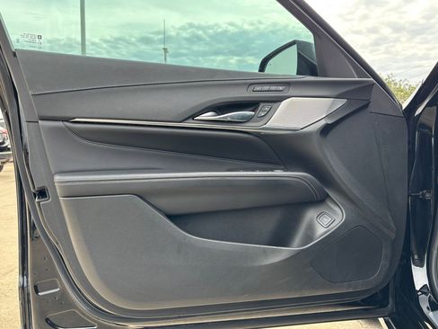 Used 2021 Cadillac CT4 Premium Luxury image 14