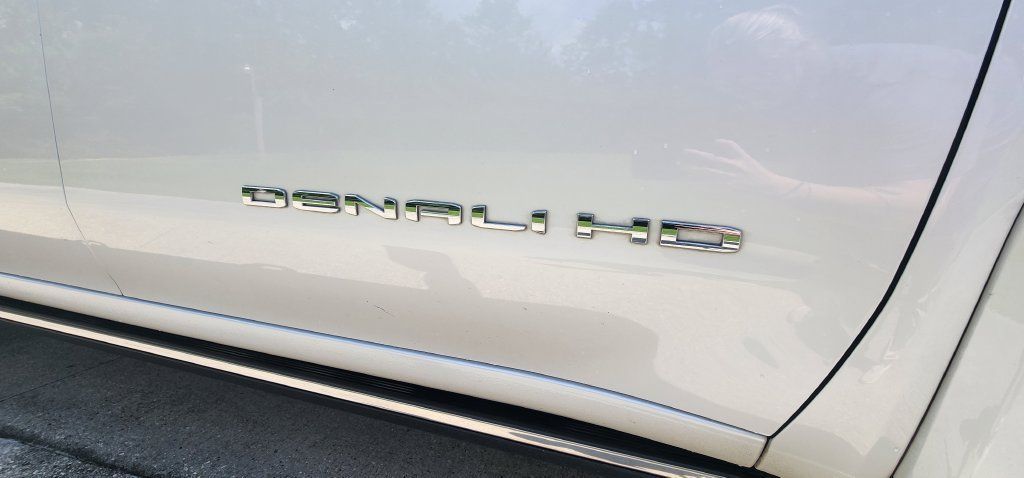 Used 2025 GMC Sierra 3500 Denali w/ Denali Reserve Package AWD/4WD image 17
