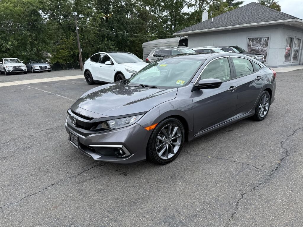Used 2019 Honda Civic EX image 3