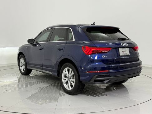 Certified 2025 Audi Q3 2.0T Premium w/ Convenience Package image 3