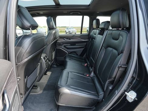 Used 2024 Jeep Grand Cherokee Limited 4xe AWD/4WD image 19