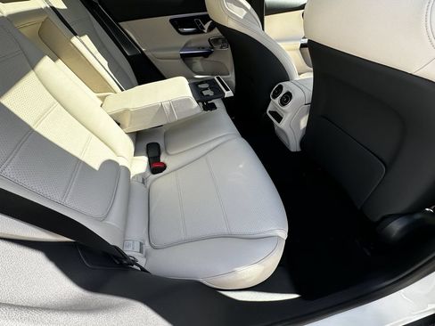 New 2026 Mercedes-Benz GLC 300 image 18
