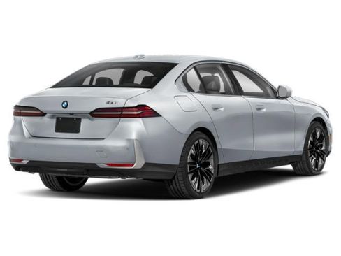 New 2027 BMW 530i xDrive AWD/4WD image 2