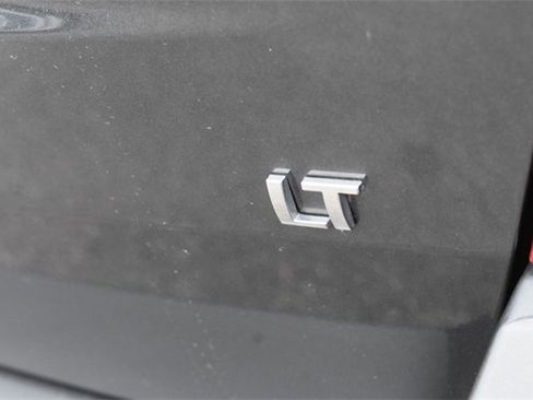 Used 2017 Chevrolet Trax LT w/ LT Convenience Package image 14